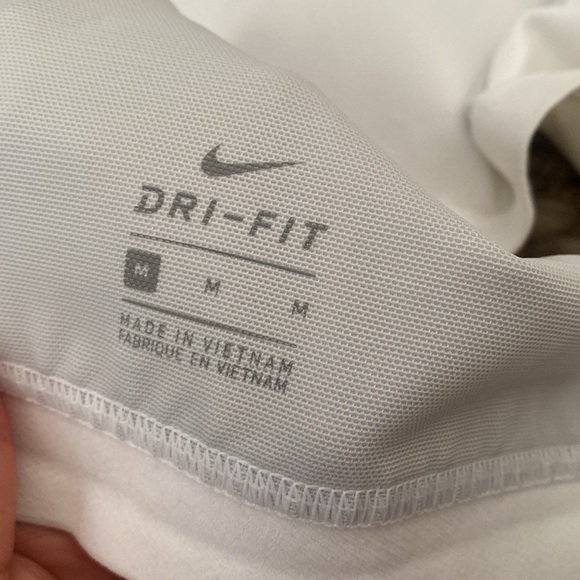 Nike Dri-Fit Sports Bra - Picture 4 of 4